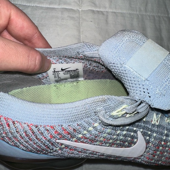 Air Vapormax Flyknit 3’ - Picture 3 of 3